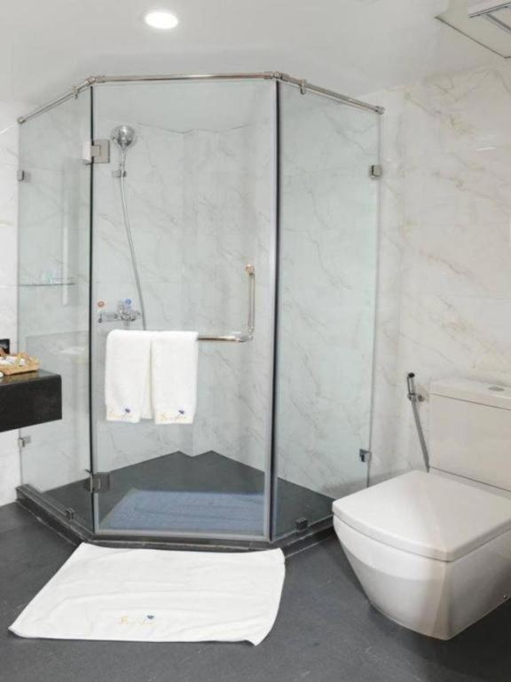 8Day Hotel Rangun Kültér fotó