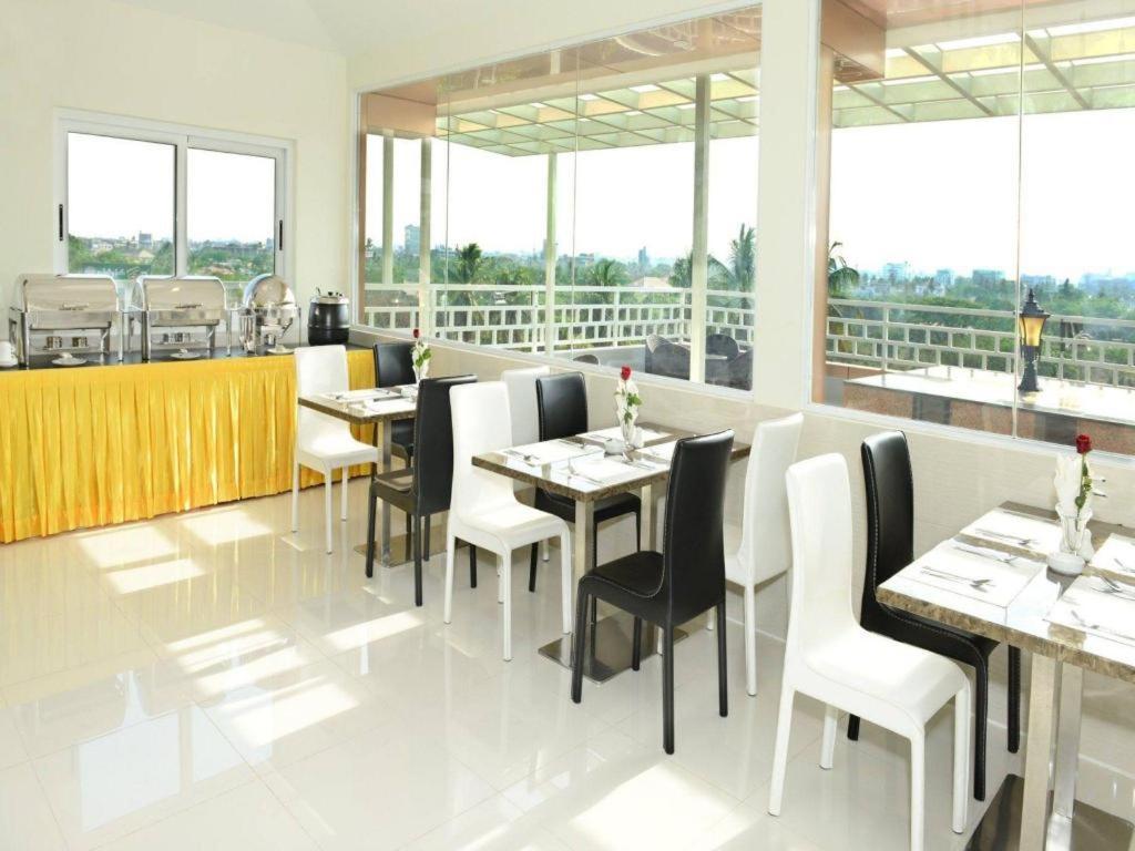 8Day Hotel Rangun Kültér fotó